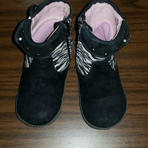 Baby girl Robeez boots